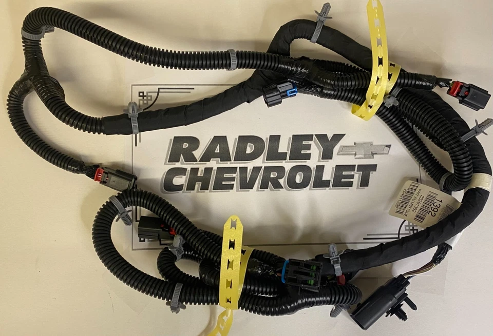 NEW GM OEM 15-18 CHEVY SILVERADO 2500 HD FRONT BUMPER- HARNESS GMC 23261392 - Image 1 of 1