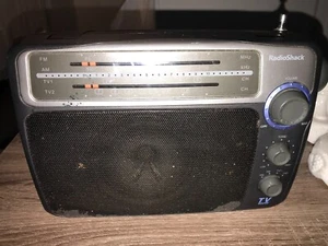 Radio Shack 12-887 AM FM TV1 TV2 radio works - Picture 1 of 9