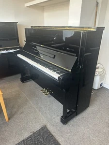 Yamaha U1 Upright - Yamaha certified -5 Year Guarantee - Picture 1 of 4
