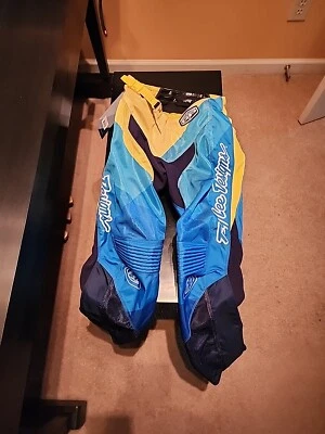 Troy Lee Designs GP AIR AMARILLO-AZUL TALLA 32" Foto 1 de 4