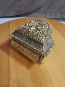 Vintage Sankyo Japan Klavier Fuß Samt gefüttert Rose und Cherub Schmuckschatulle. funktionstüchtig - Bild 1 von 9