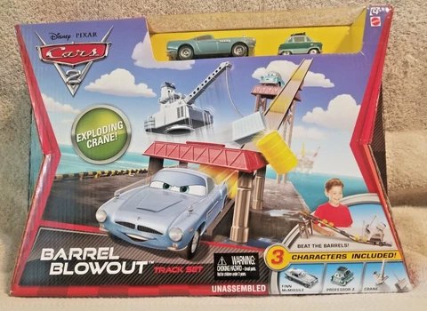 NEW  DISNEY PIXAR CARS 2 * Barrell Blowout Track Set * Has Exploding Crane * New Cover