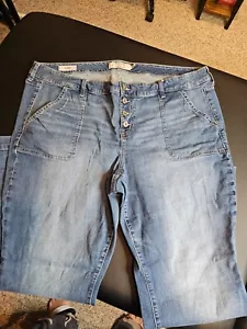 Torrid Flare Vintage Stretch Mid-Rise Jean - 22R - Picture 1 of 4