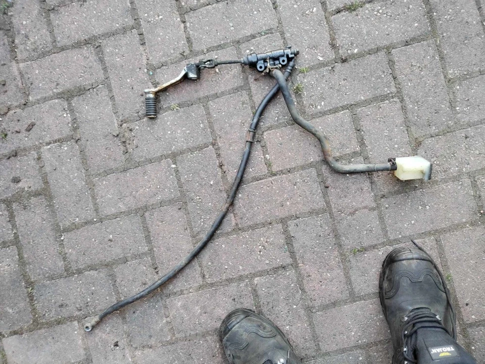 Suzuki VX800 Rear Brake Cylinder  - Image 1 of 1