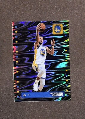 2019-20 Panini NBA Sticker and Card Collection Silver Wave #320 Stephen Curry - Image 1 of 3