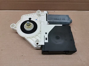 Moteur leve-vitre avant droite seat ALTEA VW TOURAN ref 5P0837402A - Picture 1 of 6