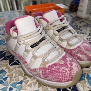 Size 6 - Air Jordan 11 Retro Low Pink Snakeskin W - Picture 1 of 6