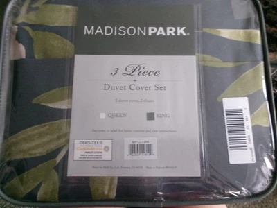 New King Size Duvet Set ** Green & Peach Floral Leaf on Blue Background # 1110 - Image 1 of 2