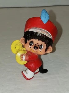 Vintage Monchhichi Sekiguuchi Scimmia Fascia Marciante Lettore Piatti PVC - Foto 1 di 5
