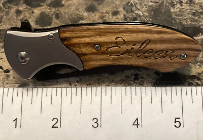 NAVAJA DE BOLSILLO PLEGABLE TÁCTICA ASISTIDA CON MANGO DE MADERA TAC FORCE 8" Foto 1 de 4