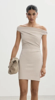 MANGO L107913 Crudo Asimétrico Fuera del Hombro Vestido Drapeado Mini Vestido Talla US 6 Foto 1 de 4