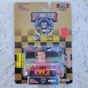 1998 Racing Champions #94 Bill Elliott Maßstab 1:64 NASCAR mit Ständer McDonald’s rot - Bild 1 von 9