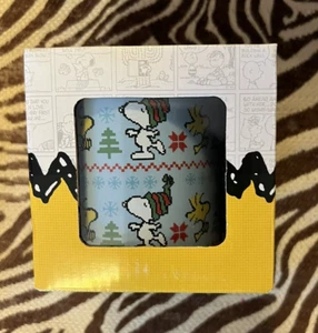 NUEVO Juego combinado de taza y calcetín de patín sobre hielo Peanuts Snoopy & Woodstock - Imagen 1 de 3