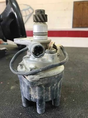 Dodge Caravan Dodge Distributor 1987 1988 1989 1990 1991 1992 1993 1994 1995 Foto 1 de 2