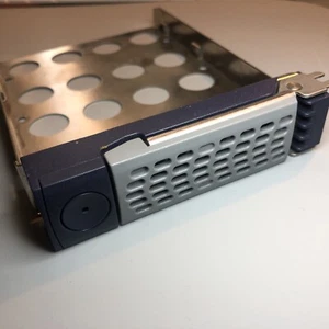 Vassoio dischi Caddy - Netgear ReadyNAS Pro, Duo e altri. Nuovo stile ""quadrato - Foto 1 di 7