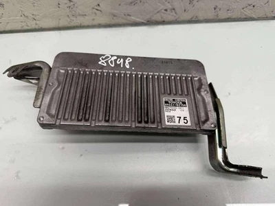 Centralina motore benzina/elettrica Toyota Auris E180 2014 -modulo 896610Z750 - Immagine 1 di 4