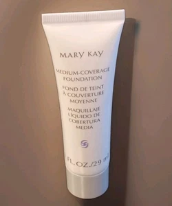Mary Kay Beige 300 MEDIUM Coverage Foundation 042002 NEW  Gray Cap - Picture 1 of 5