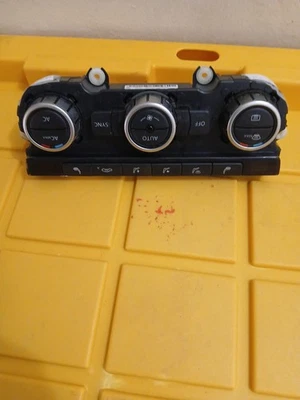 Volkswagen CC 2012 climatizador de aire acondicionado Foto 1 de 3