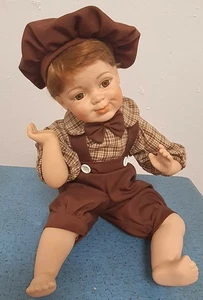 Muñeca artista, muñeca de porcelana, sentada, 29 cm, artículo de coleccionista, rareza, vintage - Imagen 1 de 9