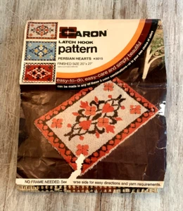 De colección Años 70 CORAZONES PERSAS Cierre Gancho Patrón Lona Solo Caron 20x27 - Imagen 1 de 6