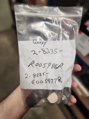 Mack Wheel Stud & Nut Combo x2 - Image 1 of 2