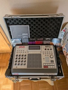 Akai MPC Renaissance Beat Production Maschine +Top Zustand + OVP + Foam Case - Bild 1 von 24