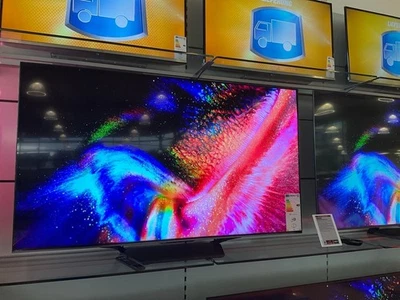 65U7NQ ULED Mini LED TV 5#25731520 - Bild 1 von 4