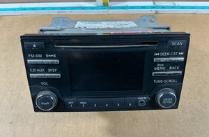 Nissan Rogue 2012-2015 receptor de radio reproductor de CD pantalla de visualización 281851VX2A OEM - Imagen 1 de 8