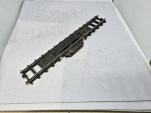 TRIANG OO SCALE R198 SERIES 3 TRACK UNCOUPLING SECTION MANUAL OPERATION - Picture 1 of 3