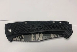 SOG Traction Folding Camo Clip Point Blade Black Handle Folder Knife - Picture 1 of 5
