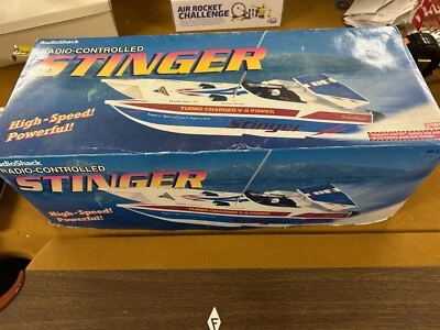 New Vintage RADIO SHACK STINGER RADIO CONTROLLED RC RACING BOAT - Image 1 of 3