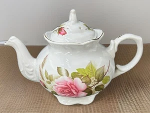 VINTAGE ARTHUR WOOD FLORAL TEAPOT 6236 VGC - Picture 1 of 6