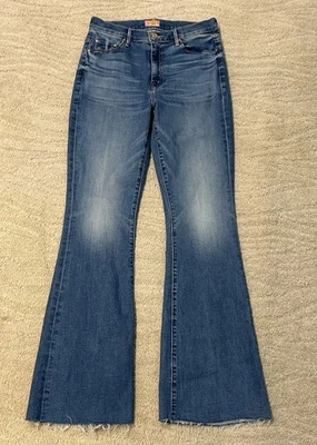 MOTHER  woman's medium wash The weekender fray denim jeans, SZ 28 BNWT* - Image 1 of 4