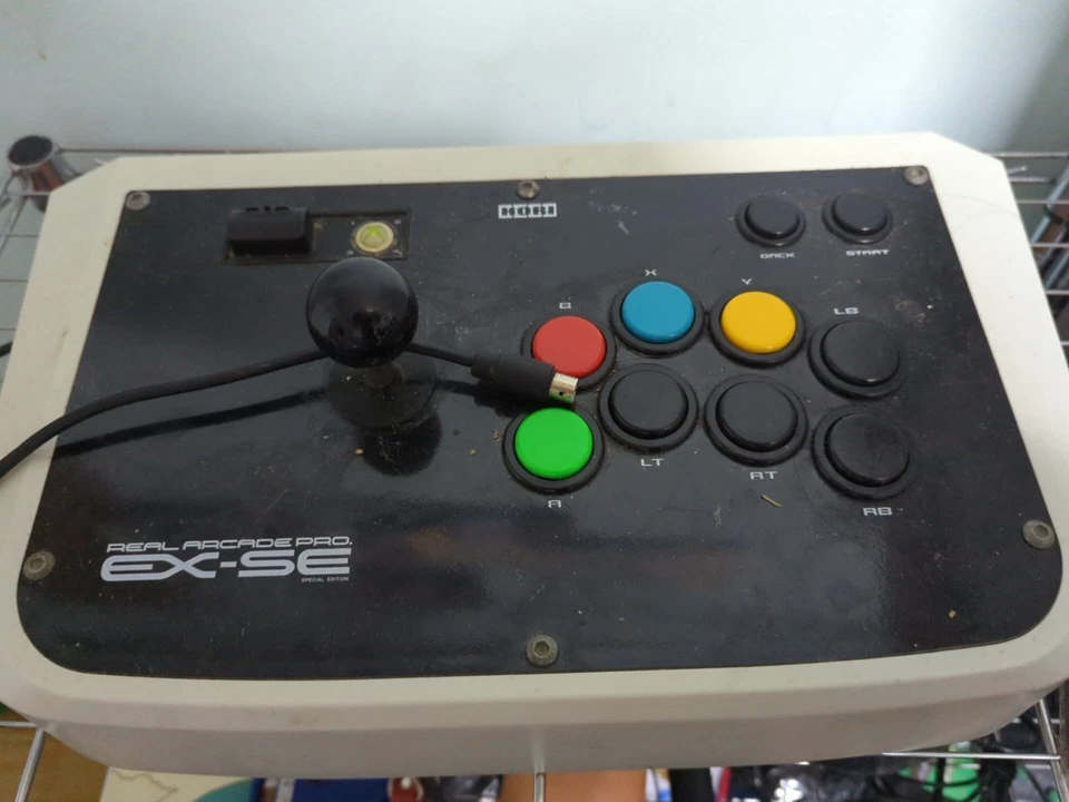 Hori Real Arcade Pro EX-SE Arcade Stick for Xbox 360 Seimitsu Controls, Wired - Image 1 of 1