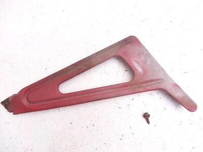 Кронштейн для поддержки переднего носового бампера 82-92 Firebird Trans Am 100032959 - Изображение 1 из 4