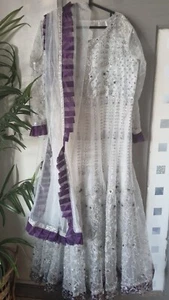 Gorgeous Light Grey & Silver Gown XL - Picture 1 of 4