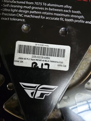 Piñón Fly Aluminio Negro Race 49 dientes Yamaha 255-520849BK 520 cadena. R17 Foto 1 de 2