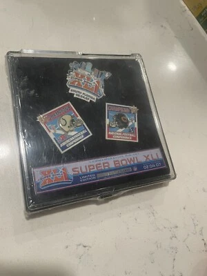 Indianapolis Colts Chicago Bears Super Bowl 41 XLI Limited Edition 3 Pin Set - Image 1 of 2