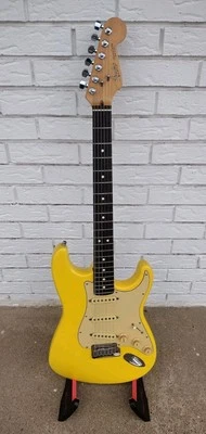 1988 Fender Jeff Beck Graffiti Yellow American Standard Stratocaster mit HSC! -LL - Bild 1 von 4