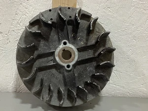 Briggs & Stratton 5PS Motor Modell 128702-0622-01 Schwungrad BS591282 - Bild 1 von 3