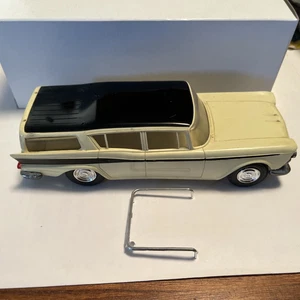 1959 Rambler Wagon Plastic Promo Model By Johan 1/25 Scale Yellow / Black - Picture 1 of 12