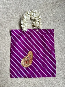 1990's Vintage Indian Sari Fabric Hand Held Bag With Origami Style Handles - Picture 1 of 6