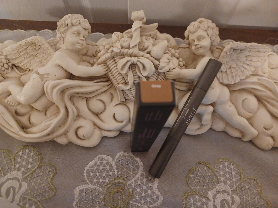 JULEP PERK IT UNDER EYE TREATMENT BRIGHTENER - DEEP - BRAND NEW IN BOX - 0.04 OZ - Image 1 of 1