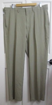 Haggar Brown Flat Front Dress Pants Mens Size 38x32 Classic Fit Stretch 64-31049 - Image 1 of 4