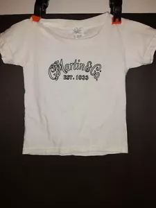 C F MARTIN & CO. MAGLIETTA CHITARRA BAMBINO GIOVENTÙ TAGLIA 2T CHITARRA MARTIN - Foto 1 di 6