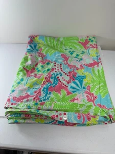Lilly Pulitzerfor Garnet Hill size: TWIN duvet cover in "checking in gecko" - Picture 1 of 3