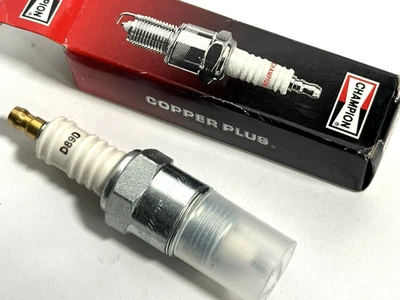 Champion 543 D89D Copper Plus Industrial Ignitor, Ind/Agri Spark Plug, OEM - Image 1 of 4