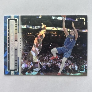 Luka Doncic 2023-24 Panini Photogenic Cracked Ice Diamond Holo Paralelo/75 #105 - Imagen 1 de 6