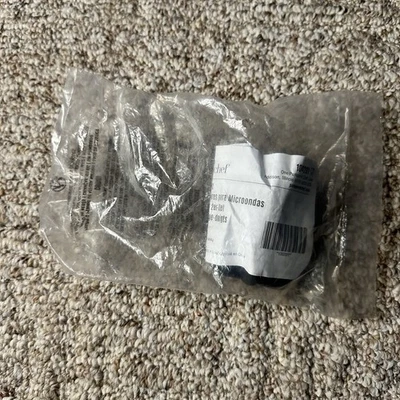 Pampered Chef Silicone Microwave Grip Set Of 2 New In Bag 100201 Black - Image 1 of 4