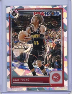 2023-24 Panini Nba Hoops Premium Stock - Trae Young #82 Ice Prizm Atlanta Hawks - Picture 1 of 2